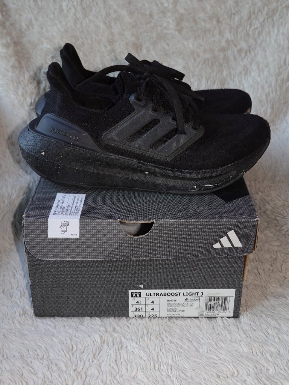 Kids Size 4.5 adidas Ultraboost Light J Black Running Shoes, H06358